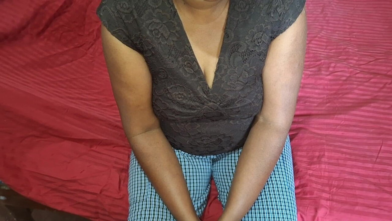 Teena New: Hete en ondeugende milf ochtendshow