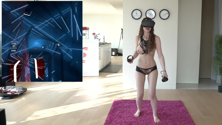 Piper Blush: Juegos en lencería!