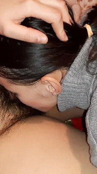 Je me suis masturbé, mais ma coloc m’a aidé à jouir - illusion lesbienne