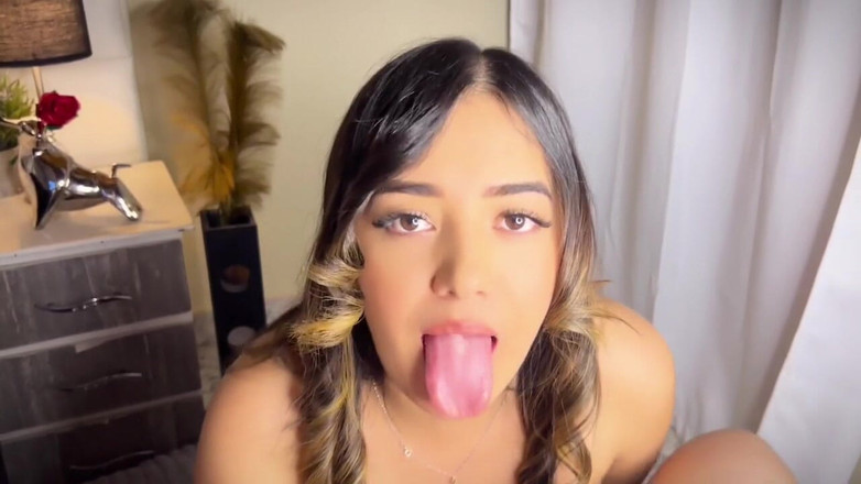 Hannaandnico: Bakış açısı emiyor ve ağzına boşalıyor