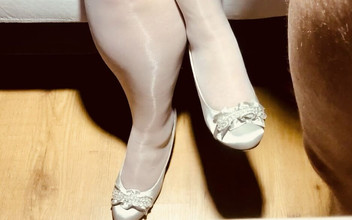 Princess Jeanne: Kaki yang cantik.