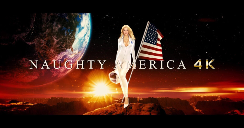 Naughty America: Naughty America - raven hart scopa sulla scrivania con le sue...