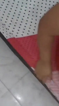이 작은 포르노 비디오로 임대료를 지불하는 베네수엘라 친구