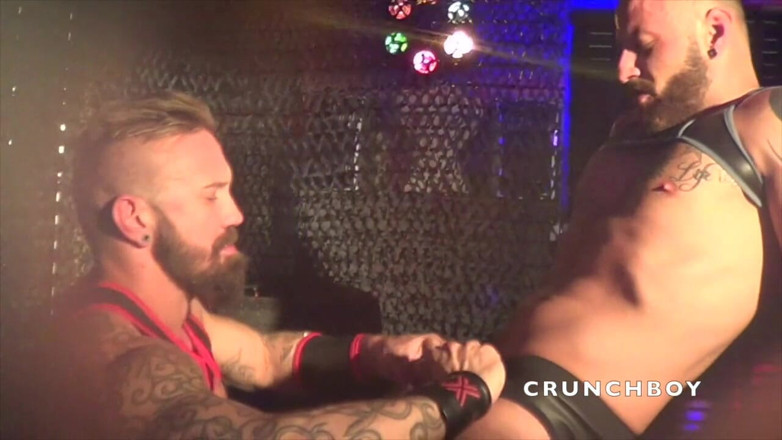 BAREBACK AND CREAMPIE CLUB: Show pornô ao vivo com Stephane Raw e Antonio Miracle...