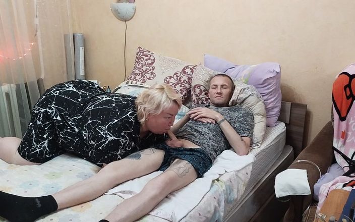 Zona901: Свекруха смокче всю сперму до останньої краплі з пеніса
