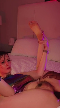 Swinger club tetona folla trans Alyson