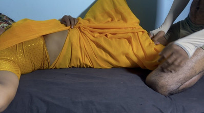 Mary V: Kakak ipar india lagi asik nyepong dan ngentot kontol