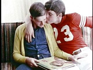 Tribal Male Retro 1970s Gay Films: Cruisin &#039;57 bagian 1
