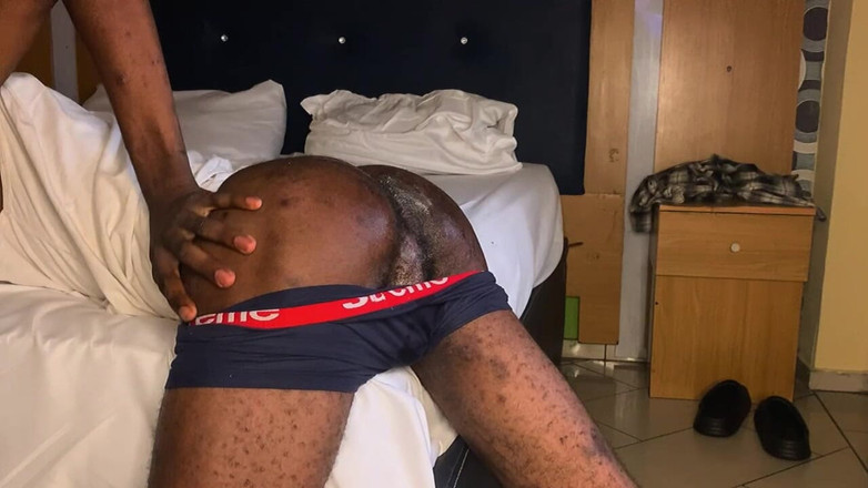 Stilesbhalifa1: Dünner afrikanischer junge, erstes mal vor der kamera kommen