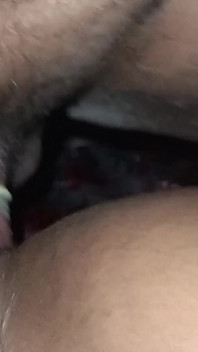 Mainin pantatku, fingering dan muncrat