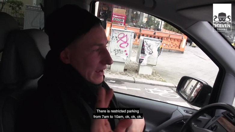 Steven Shame: Une MILF excitée se fait baiser dans une voiture : trio...