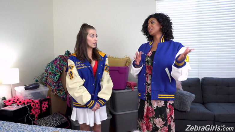 Zebra Girls: September Reign and Spencer Bradley have lesbian sex