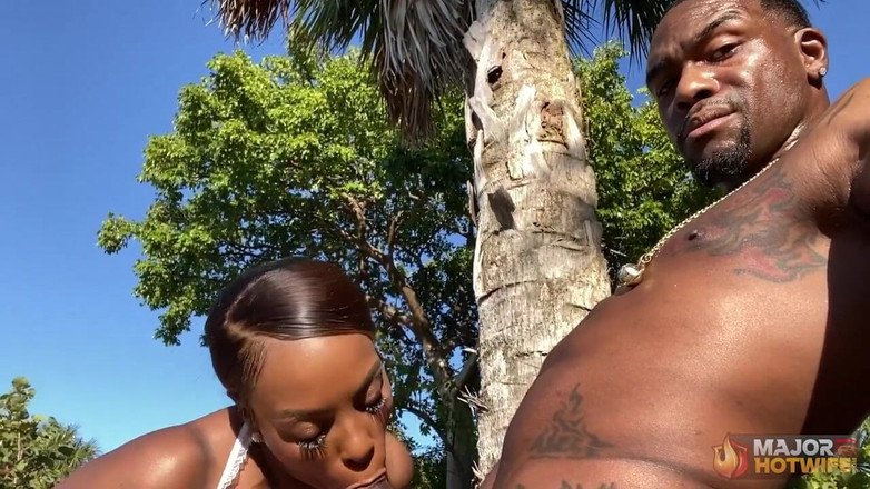 Rome Major Hot Wife: Rome Major热辣人妻口交岛