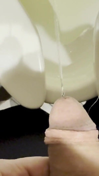 White Guy Pees in Public Toilet