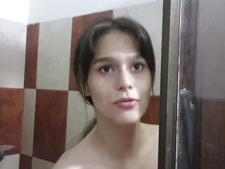 Natashaxxx: I Go in to Take a Shower with My Horny...