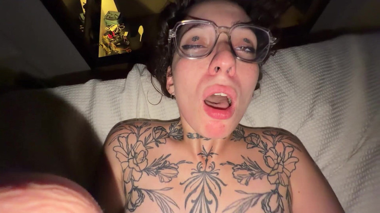 Rebekah Rose: POV przed odpoczynkiem z JaxEm Slayherem