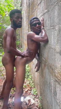 Sexy šukání od vrcholu, který má 12 palcového čůráka