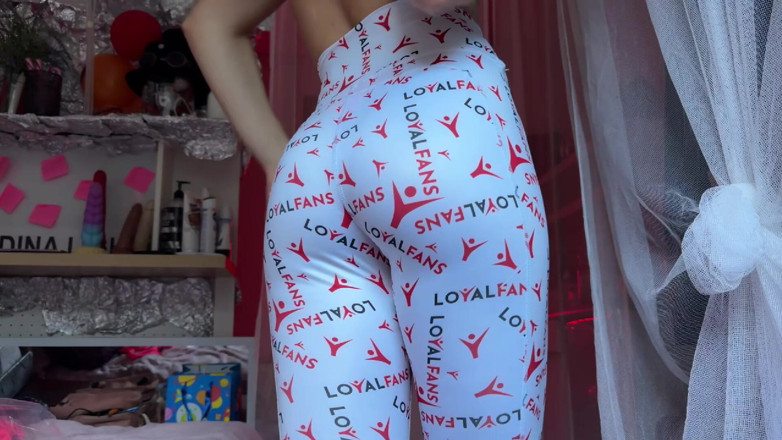 DINA LIGHT: Žhavá dobrodružství s mokrým koncem