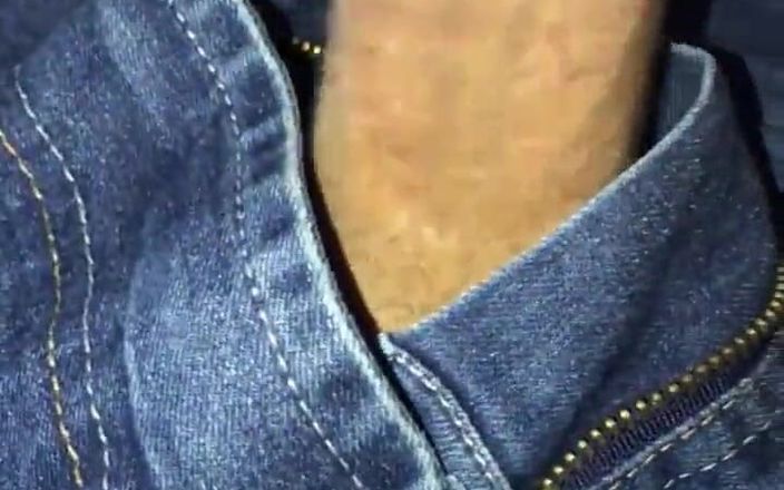 i7Bernard: Jeans POV # 04