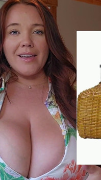 バストのバーチャルフレグランスコンサルタントがセクシーな香りを手伝います