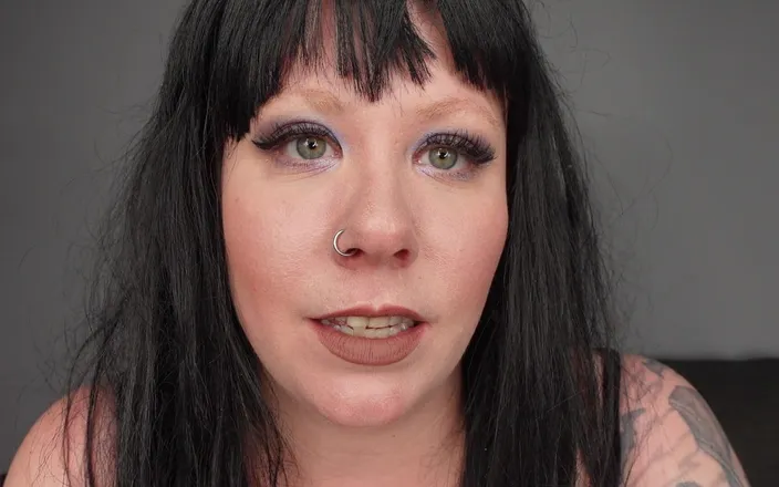 Deanna deadly: Eye Contact Only JOI Green Eyes and Dark Hair