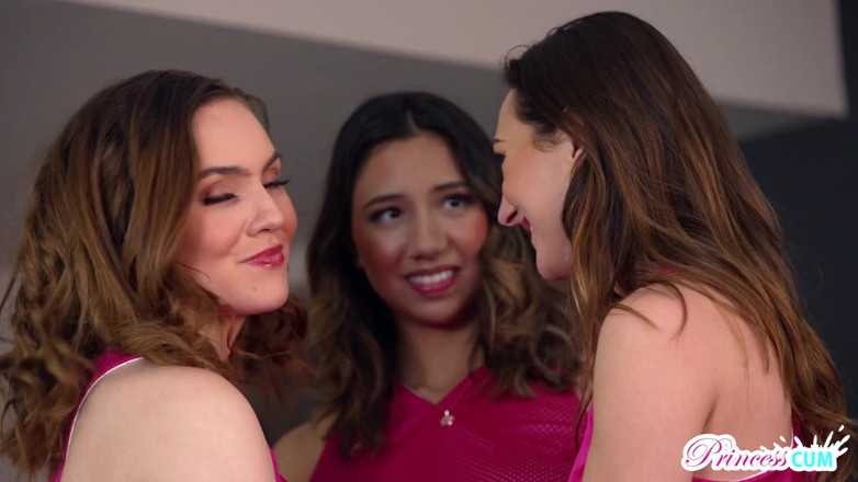 PrincessCum: March Stepsister Madness - S7:e3