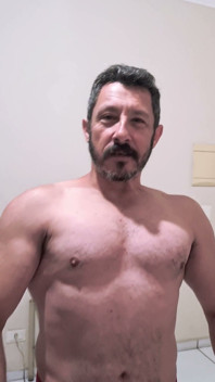 Train with the Heel - Gouine Wrestling POV
