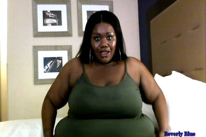 Beverly Blue: Beverly和面上气球