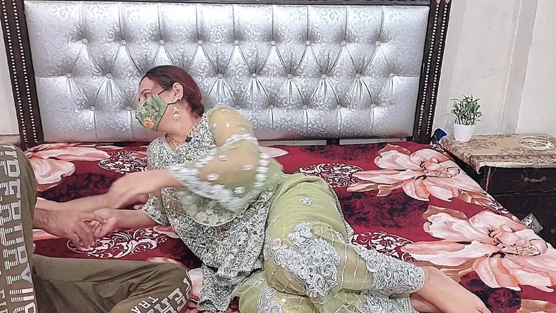 Pakistani CoupleX: Mi novia después de medio vaso