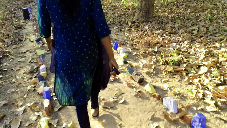 Ankush raj: Můj krok byl dnes zavolal do parku a dal ji...