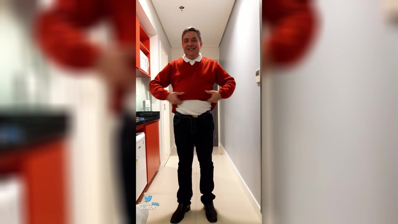 Carlos & Junior: Hot Daddy Getting Naked