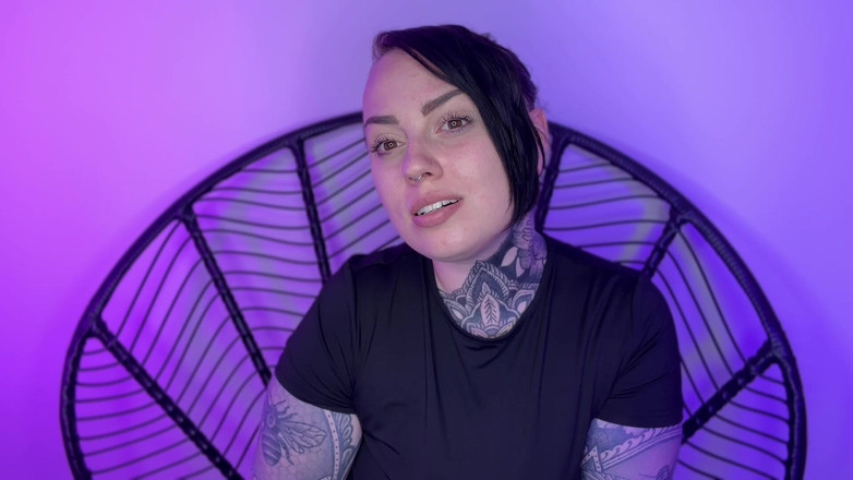 Miss Valentina: Hotter Than Your Wife