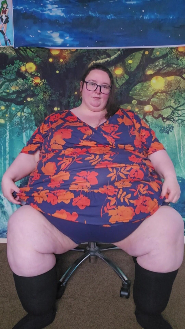 SSBBWLadyBrads: สาวตัวใหญ่สวยเตรียมตัวกับกู ตอน 2 หุ่นอ้วน