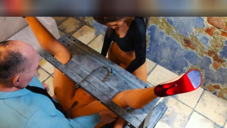 3DXXXTEEN2 Cartoon: Anna probiert zwei verschiedene dreier. 3D-porno - Cartoon-sex