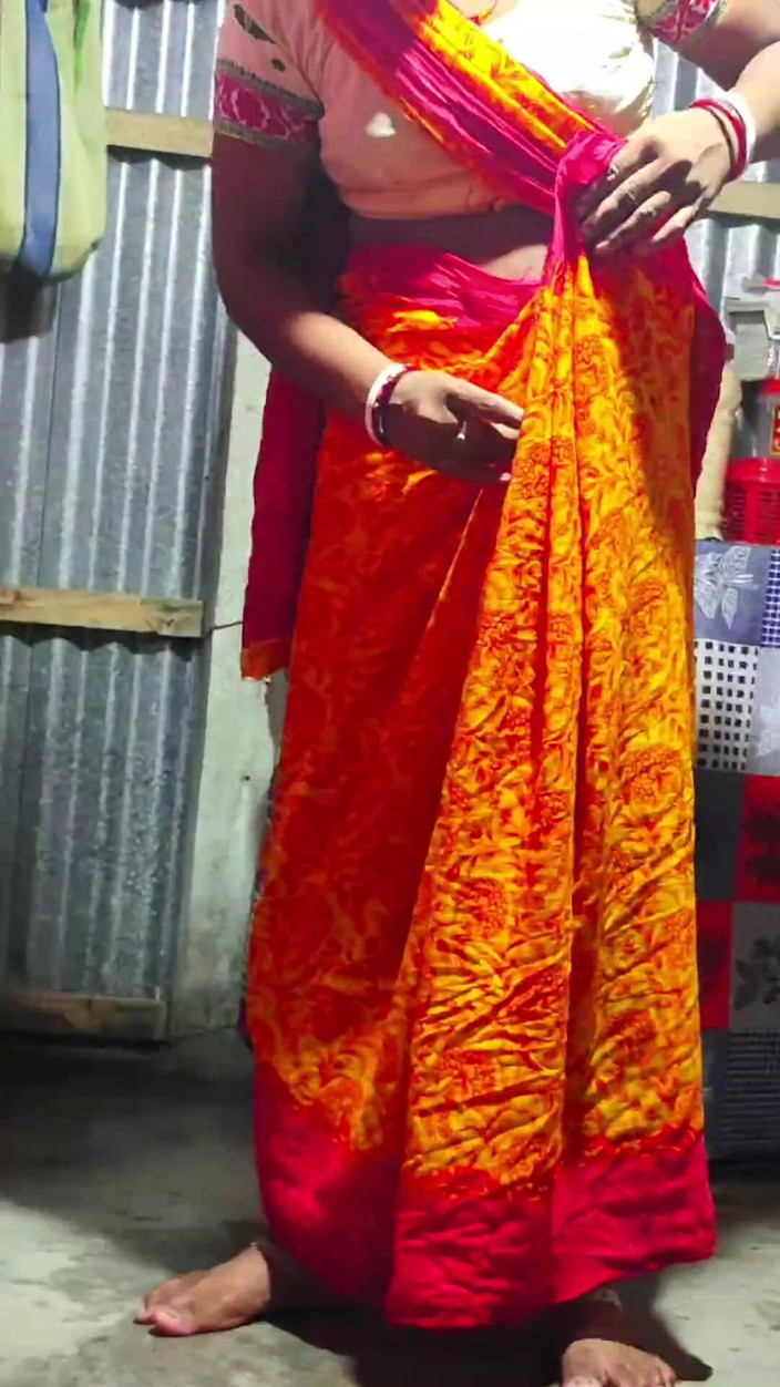 Dogrupali69: 我热辣的性感人妻洗澡