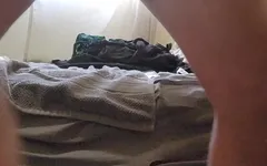 私の友人の娘の下着で自慰行為