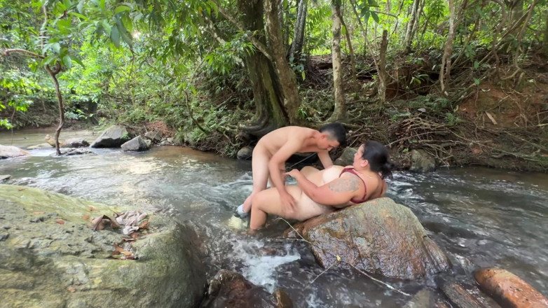 Lexly_16: Amazing Outdoor Jungle Sex