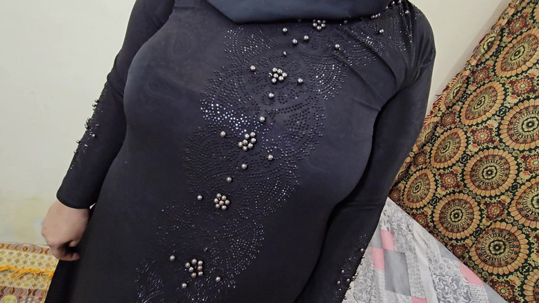 Netu: Muž Z Usa Přesvědčil Muslimskou Ženu, Aby UKázala Chlupaté Podpaží