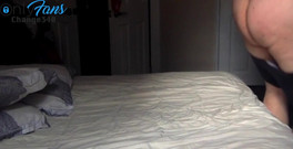 Change340: Ở lại đêm tại một ngôi nhà bạn bè, anh ấy bú...