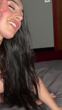 Sex Mit Der Göttin Mit Gespaltener Zunge Und Riesigen Brüsten Und Arsch Nefernik