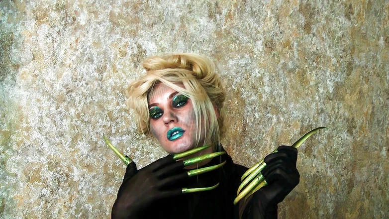 Goddess Celine: The dark queen experiment