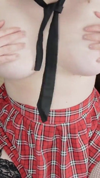 Spogliarello ragazza del college