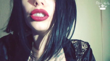 Goddess Misha Goldy: Perfecte natuurlijke lippen