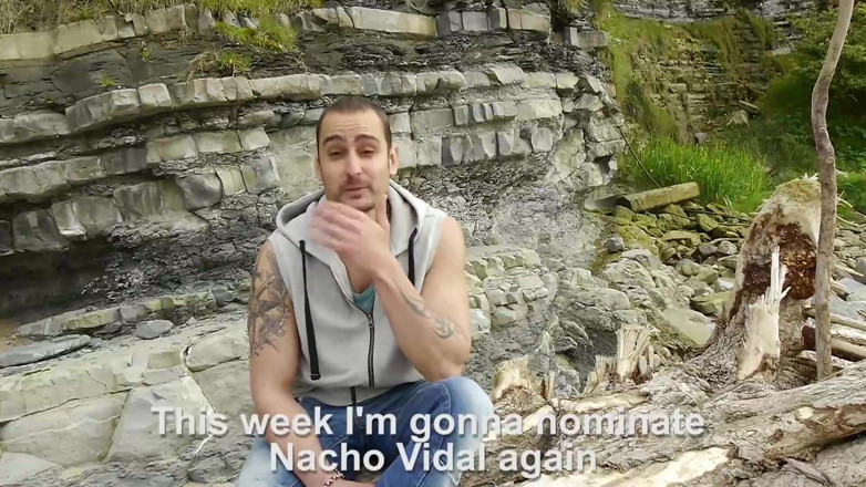 Public Entertainment: Mięsień loszka pieprzyć jej mamuśki