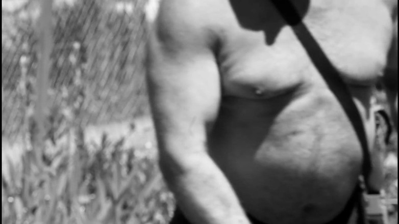 Gaybear1966: Gros ventre, ours gay, beau-père, gros ours musclé travaillant dans...