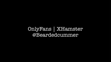 Beardedcummer: Stiefpapi-bär nimmt pisse in jeans und zeigt hintern