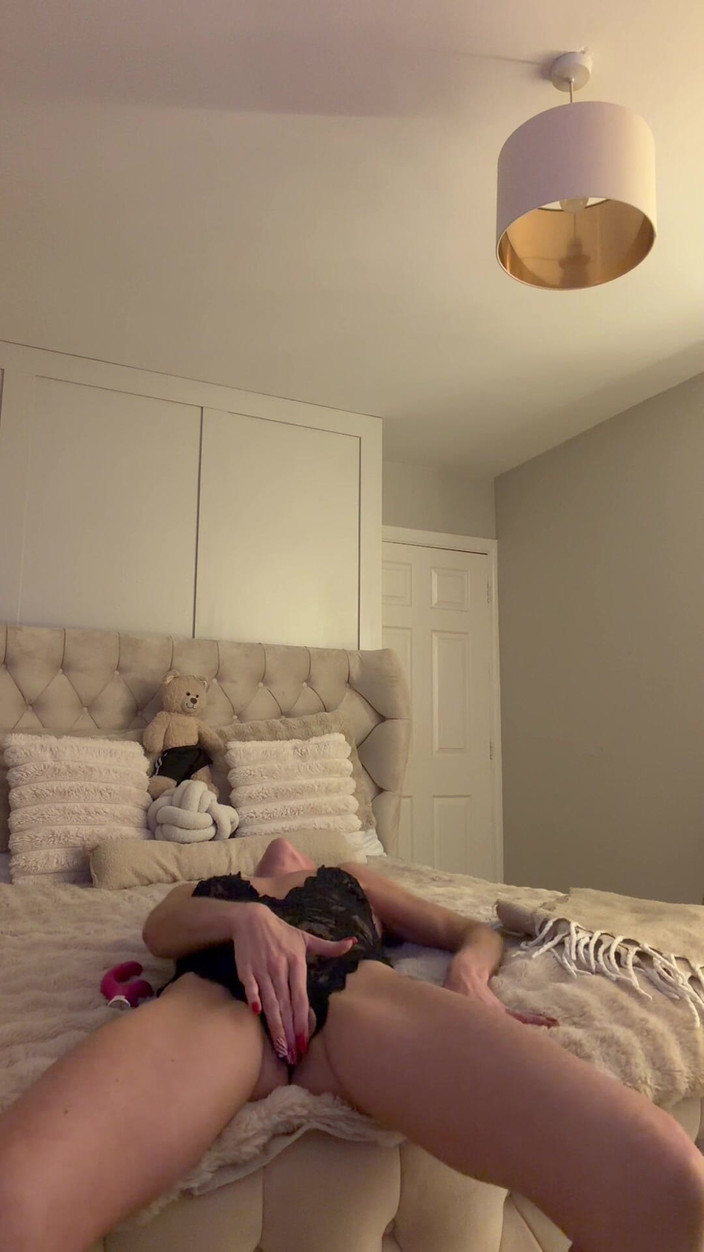 Littlemisssky: Шаловливое время кончить