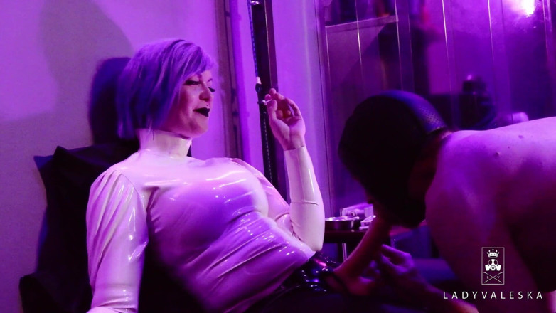 Lady Valeska: Smoke suck and fuck