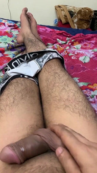 남편이 일하는 동안 Devar에게 사리에서 따먹히는 인도 마누라