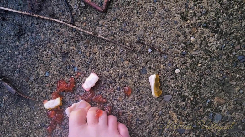 Mxtress Valleycat: जाइंट्स स्टेप्स